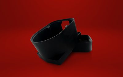 Componenti in POM nero fresati a 5 assi per il Settore Nautico